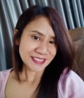 Dating Woman Thailand to แพร่ : Rmida, 52 years
